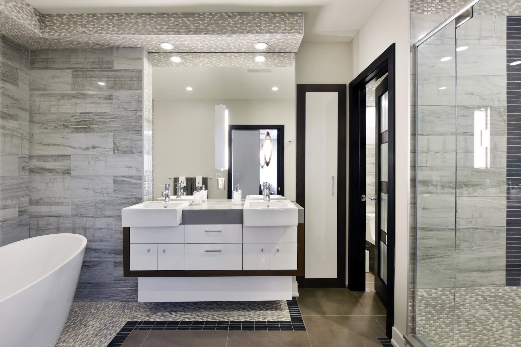 Black and grey design bathroom